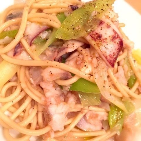 もちもち食感が美味しい「長崎ちゃんぽん麺」を使ったパスタ（1300円）