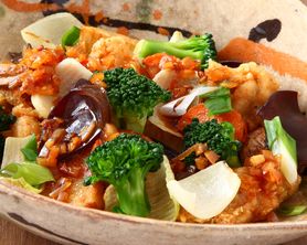 日向鶏のからあげと地場野菜のピリ辛ぽん酢