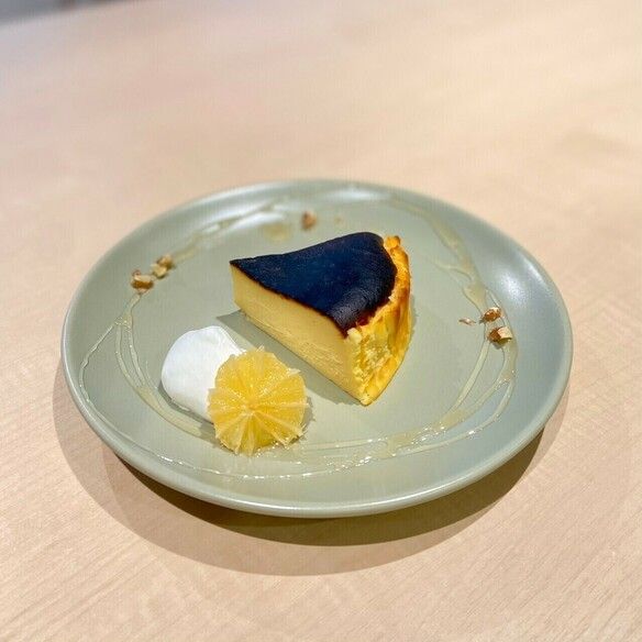 米粉のバスクチーズケーキ〈プレーン〉