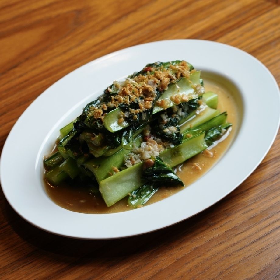  【うまさやみつき】 旬の青菜の炒め物