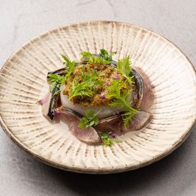 ふろふき大根と炙りしめ鯖/ピスタチオ山椒味噌