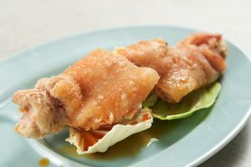 名物！揚げ豚足