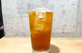 ブラックティーサワー