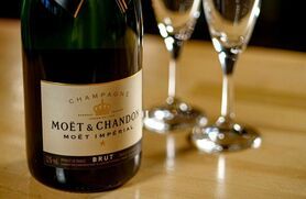 モエシャンドン