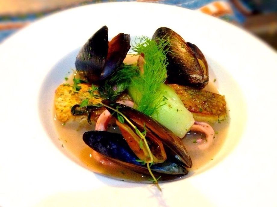 本日の鮮魚の白ワイン蒸し