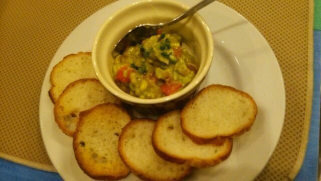 ワカモレディップ　バケット添え