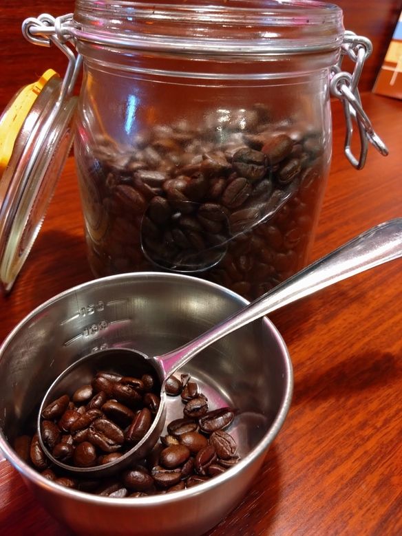 ブレンドコーヒー（ホットまたはアイス）