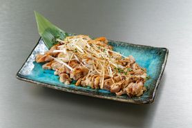 美桜鶏のモモ肉一枚焼き 黒トリュフソース