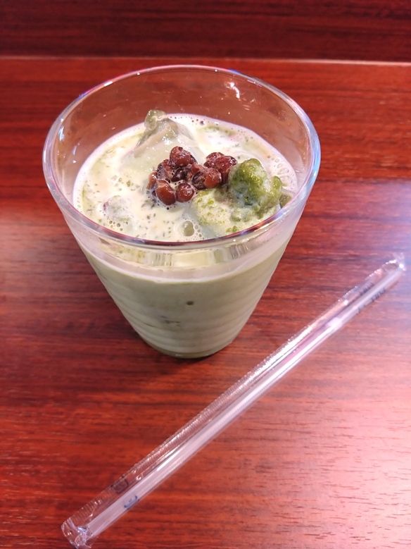 抹茶ミルクフラッペ