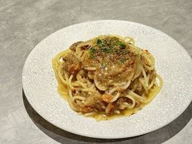 和牛のラグーペペロンチーノ