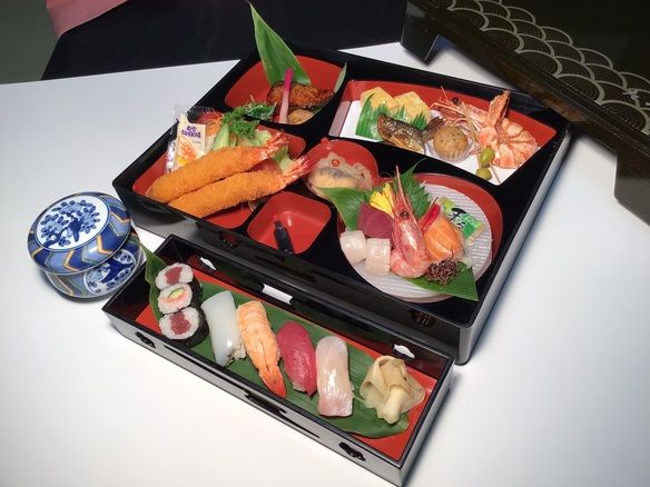 箱膳　宴（うたげ）