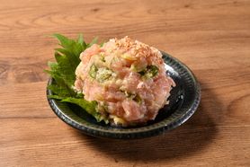 ネギトロと青唐辛子のなめろう