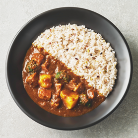 ３０種のスパイスを使ったほろほろやわらかポークカレー【単品】