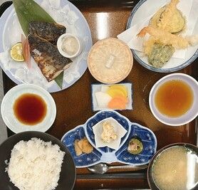 焼き鯖御膳（天ぷらｏｒ刺身）