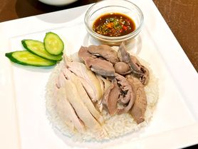 カオマンガイクルアンナイ