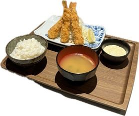 俺のエビフライ定食