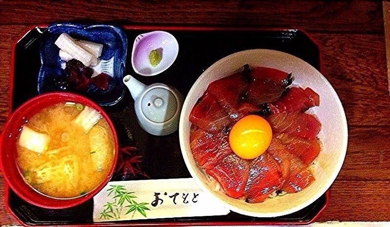 マグロ丼（850〜）