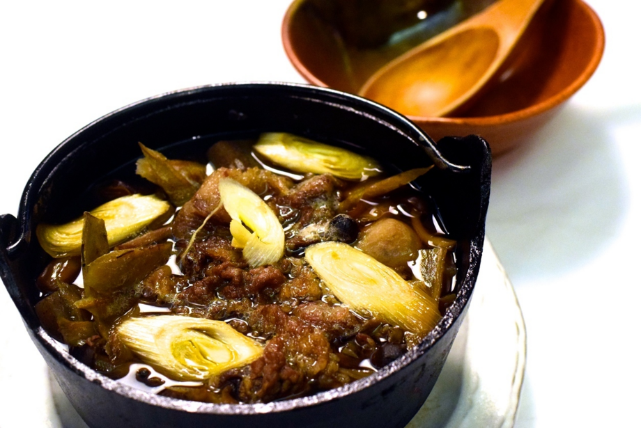 松坂牛のスジ煮込み