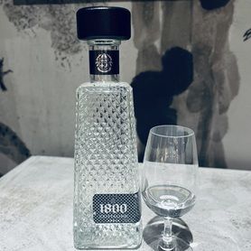 1800クリスタリーノ（テキーラ）