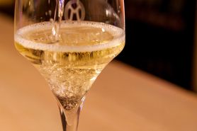 本日のグラスワイン/泡