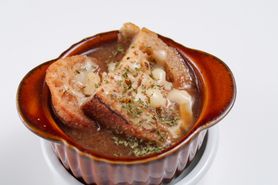 🥖オニオングラタンスープ🧅