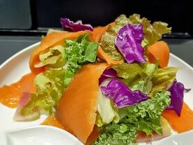 スモークサーモンサラダ仕立て🐟