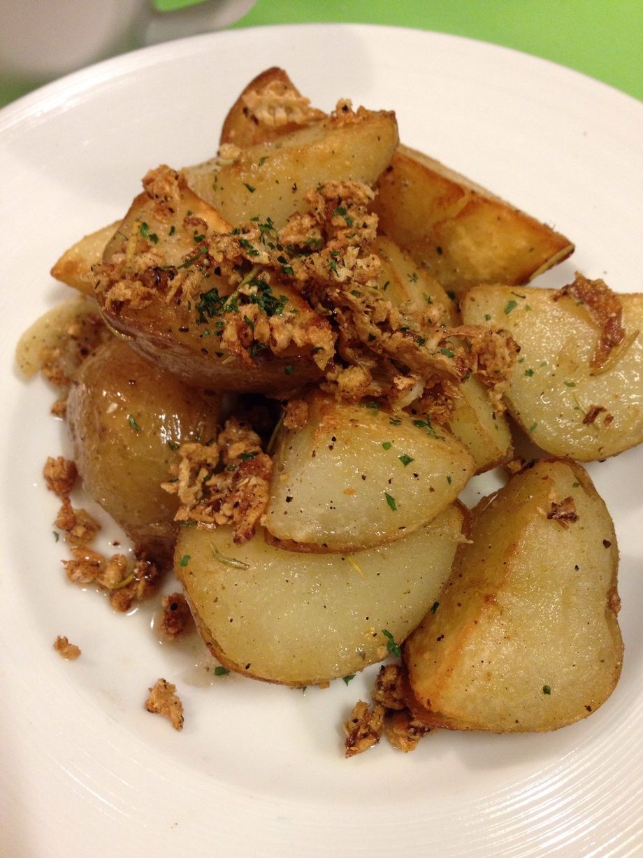 ジャガイモのガーリック焼きローズマリー風味（490）