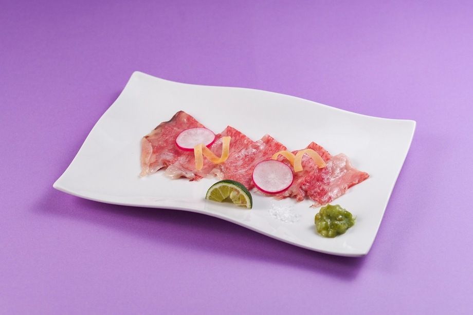 【日本橋室町限定】とろける薄切りサーロインの肉刺し