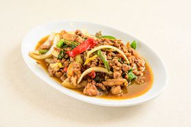 ガパオガイ Gappao gai 