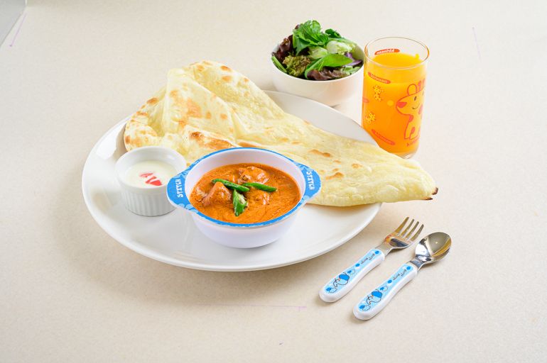 【ランチ】お子様セット（甘口カレー・ナン又はライス・サラダ・デザート・ソフトドリンク）Child set 