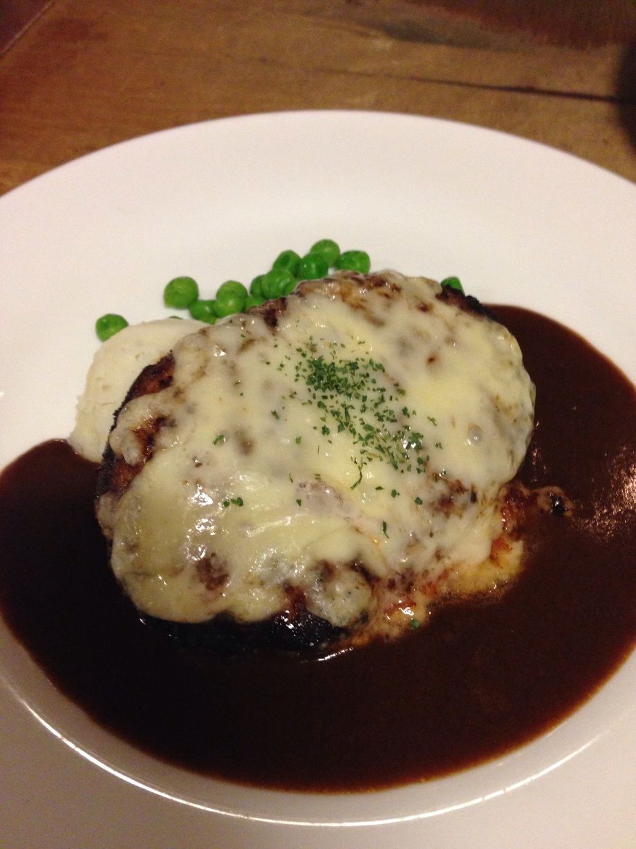 仔羊のハンバーグステーキ チーズ焼きデミグラスソース（1280）