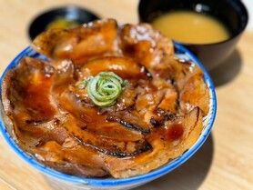 十勝豚丼　黒　　数量限定