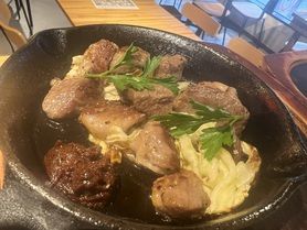 豚ハラミ鉄板焼き　自家製辛味噌　100g