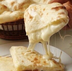 チーズナン（S)/Cheese Naan(S)
