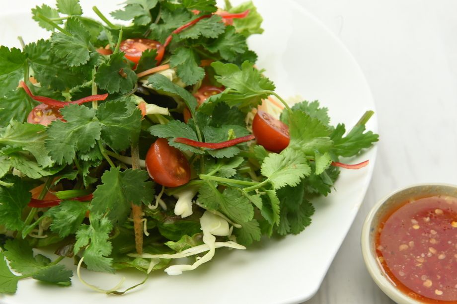 パクサラ（パクチーサラダ）