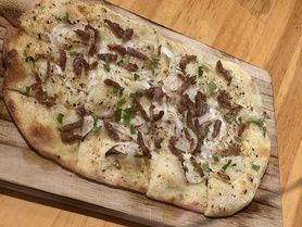 【数量限定】タルト・フランベ　薄焼きピザ