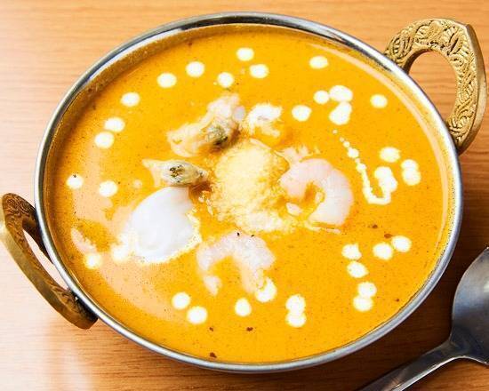シーフードカレー＋ナン又はライスセットSeafood Curry　Set
