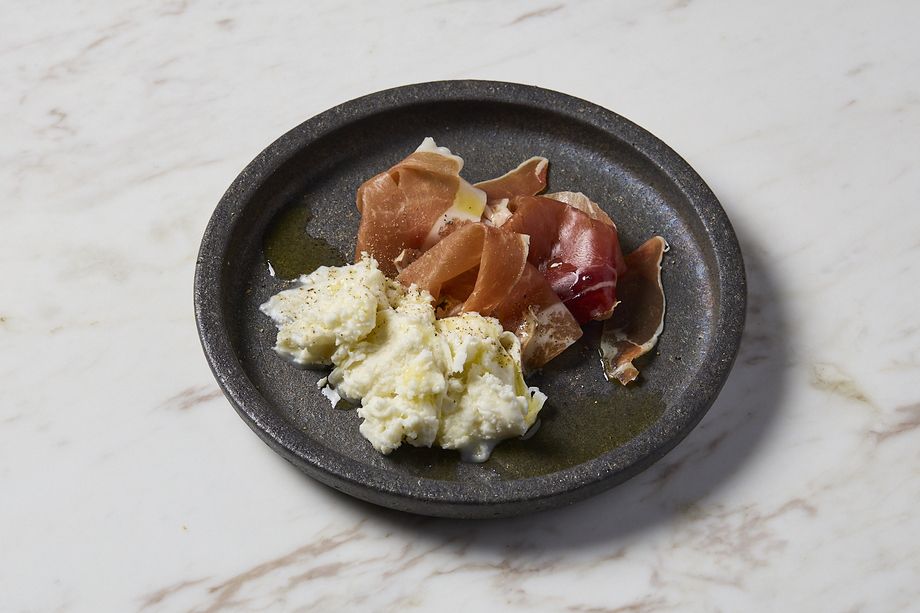 生ハムとモッツァレラ