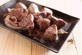 鯨カットステーキ