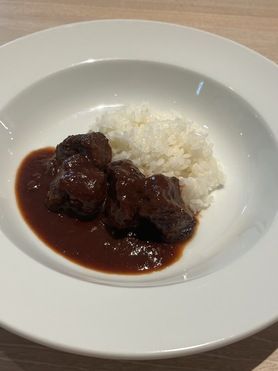 限定3人前‼️Σ(⸝⸝⚆╻⚆⸝⸝⸝)ワンコイン🪙ビーフシチュー🫕