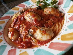 牡蠣のトマトソーススパゲティ（季節限定）只今は公表により常時ご提供中