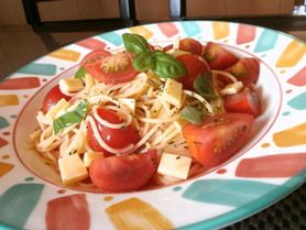 冷たいトマトのスパゲティ（季節限定７月～８月）