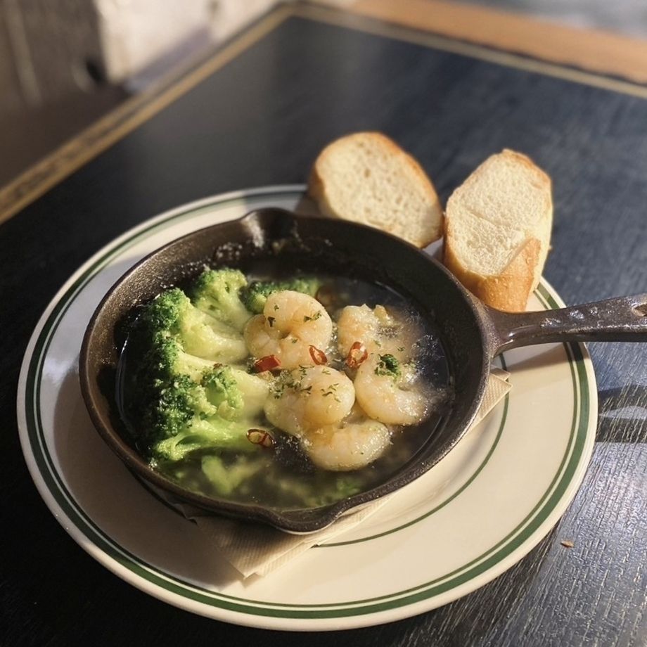 海老のアヒージョ