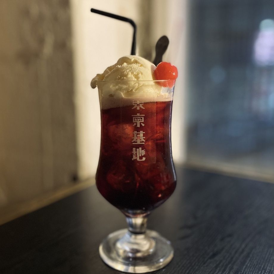 クリームソーダ　チェリー