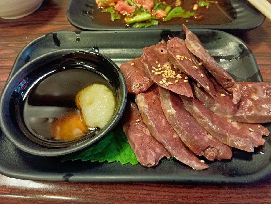 フワ蒸し Steamed Beef Lung