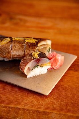 Uké特製　鯖棒鮨