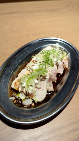 蒸し豚〜麻辣ソースor山椒塩