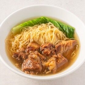 煮込み牛バラ麺
