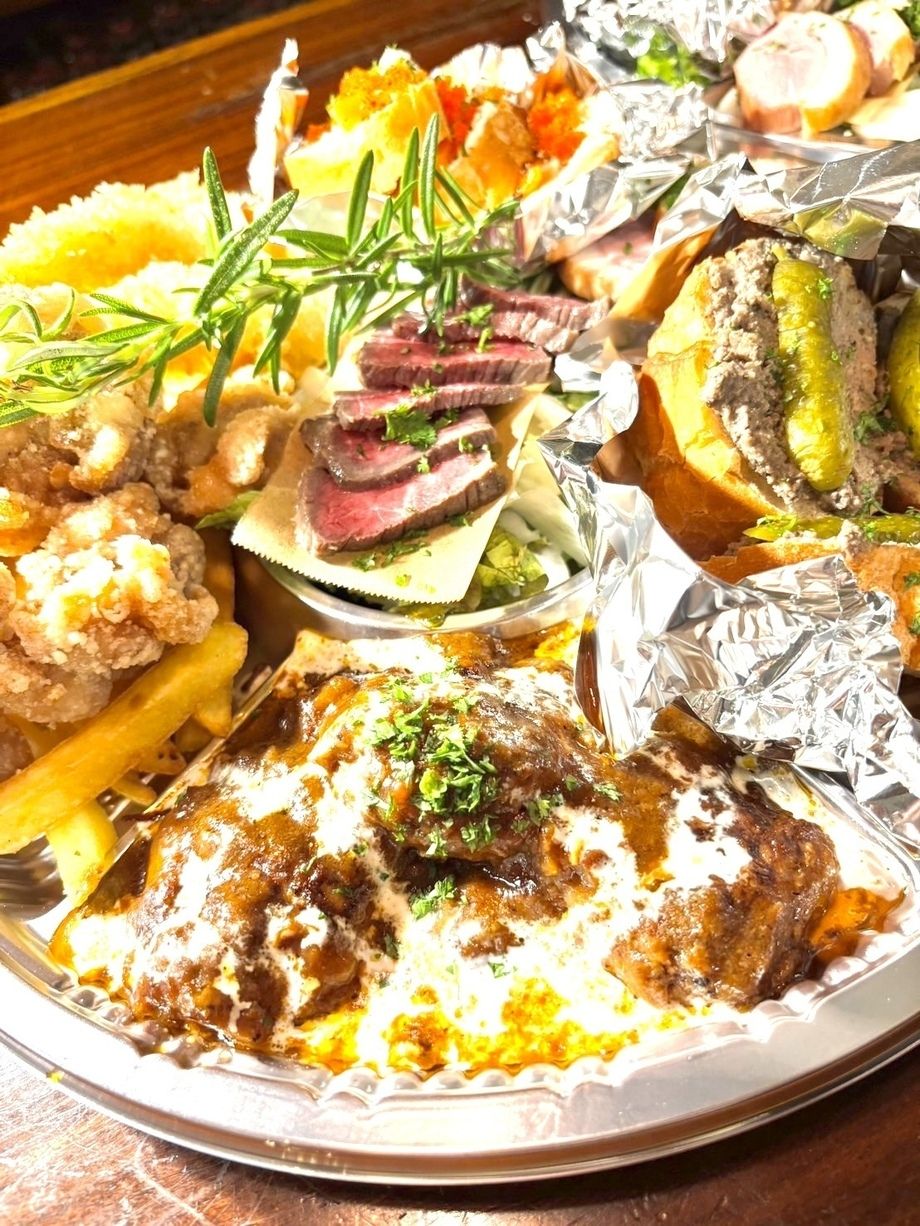 赤猫の特製オードブル（5400円税込）