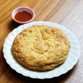 【大人気】エビと3種の卵の濃い〜タイオムレツ